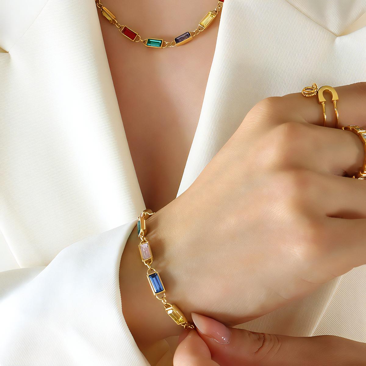 Donna Necklace