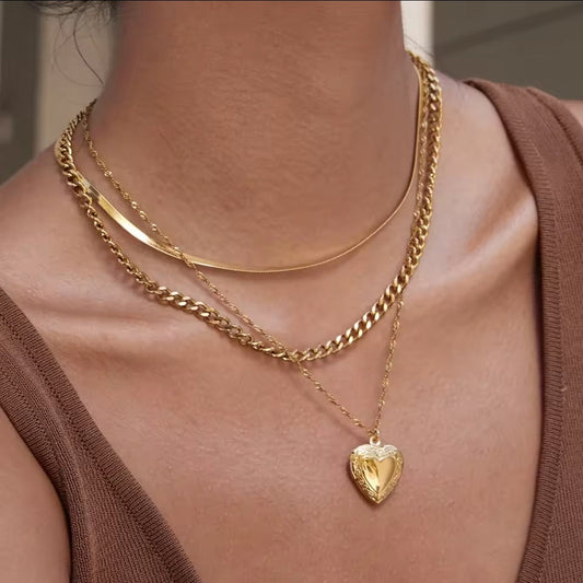 What Makes 18k PVD Gold Jewelry Waterproof