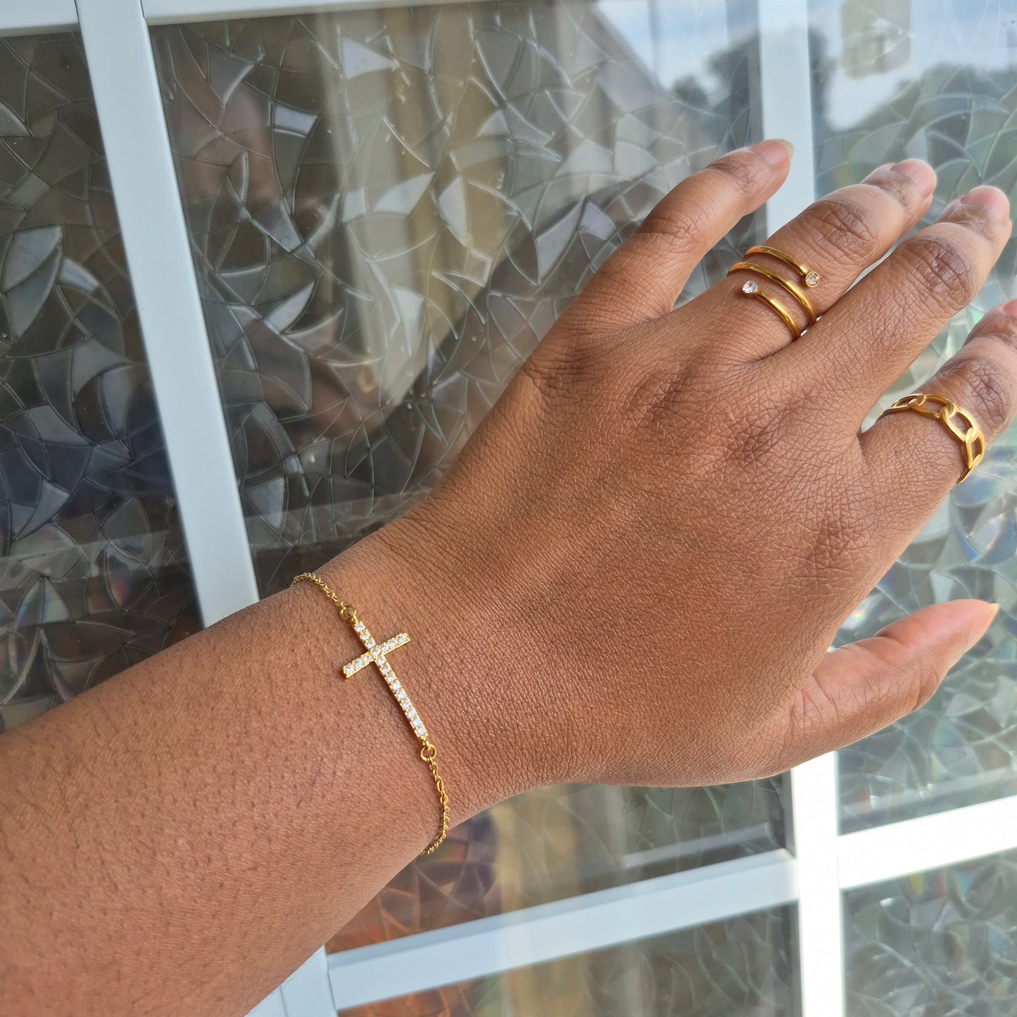 Cross Bracelet | Waterproof Gold Jewelry