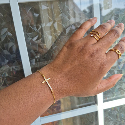 Cross Bracelet | Waterproof Gold Jewelry