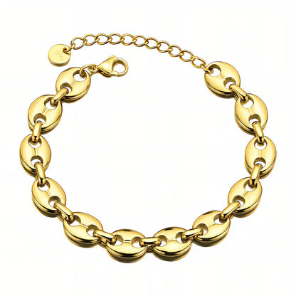 Waterproof Gold chain bracelet on a white background