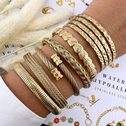 Twisted Cuff Bracelet | Waterproof Jewelry