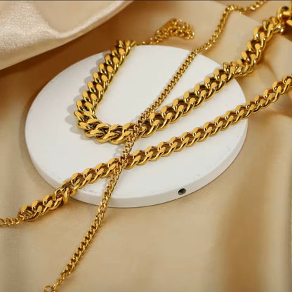 Curb Chain Anklet | Waterproof Gold Jewelry