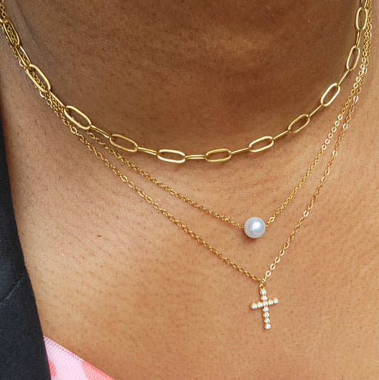 Minimal 18k gold waterproof layering necklace on model